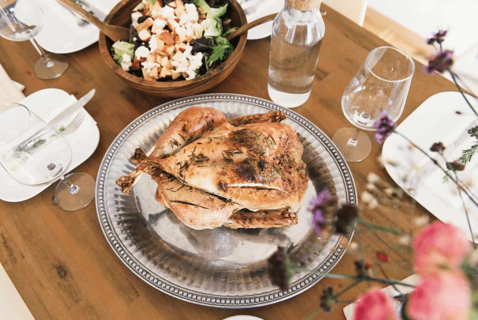 Navigating a Healthier Thanksgiving: Tips from Noom